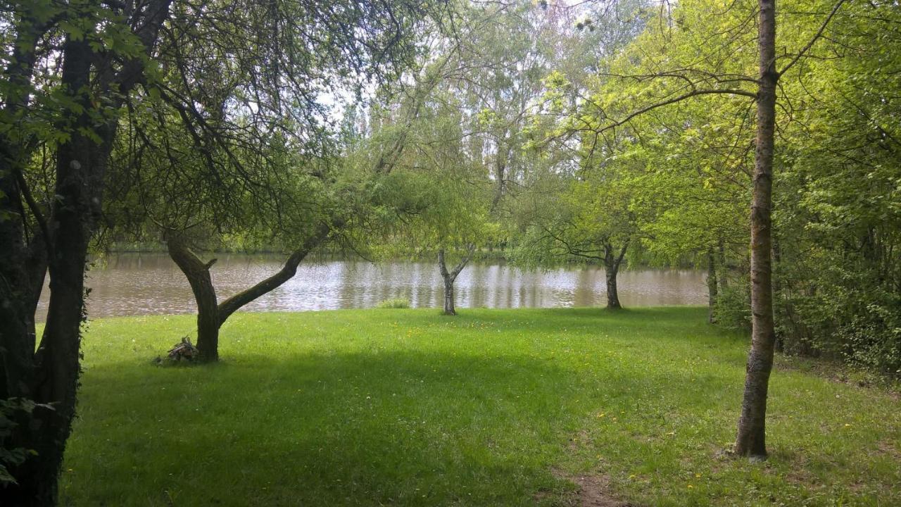 Gite Des Etangs De Beaulieu Le Plessis-Dorin Kültér fotó